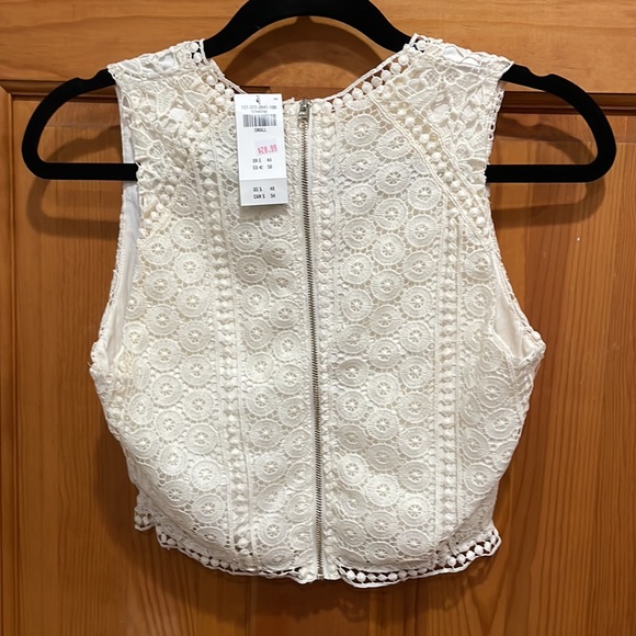 Cream Lace Top - Picture 2 of 4